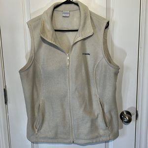 Women’s Tan Columbia Fleece Vest